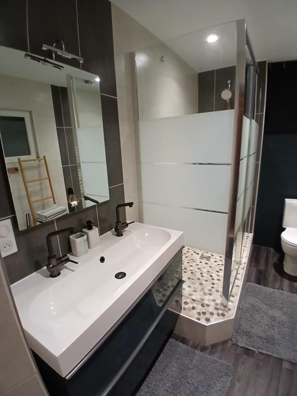 Apartmán Le Charme Des Berceaux Épernay Exteriér fotografie